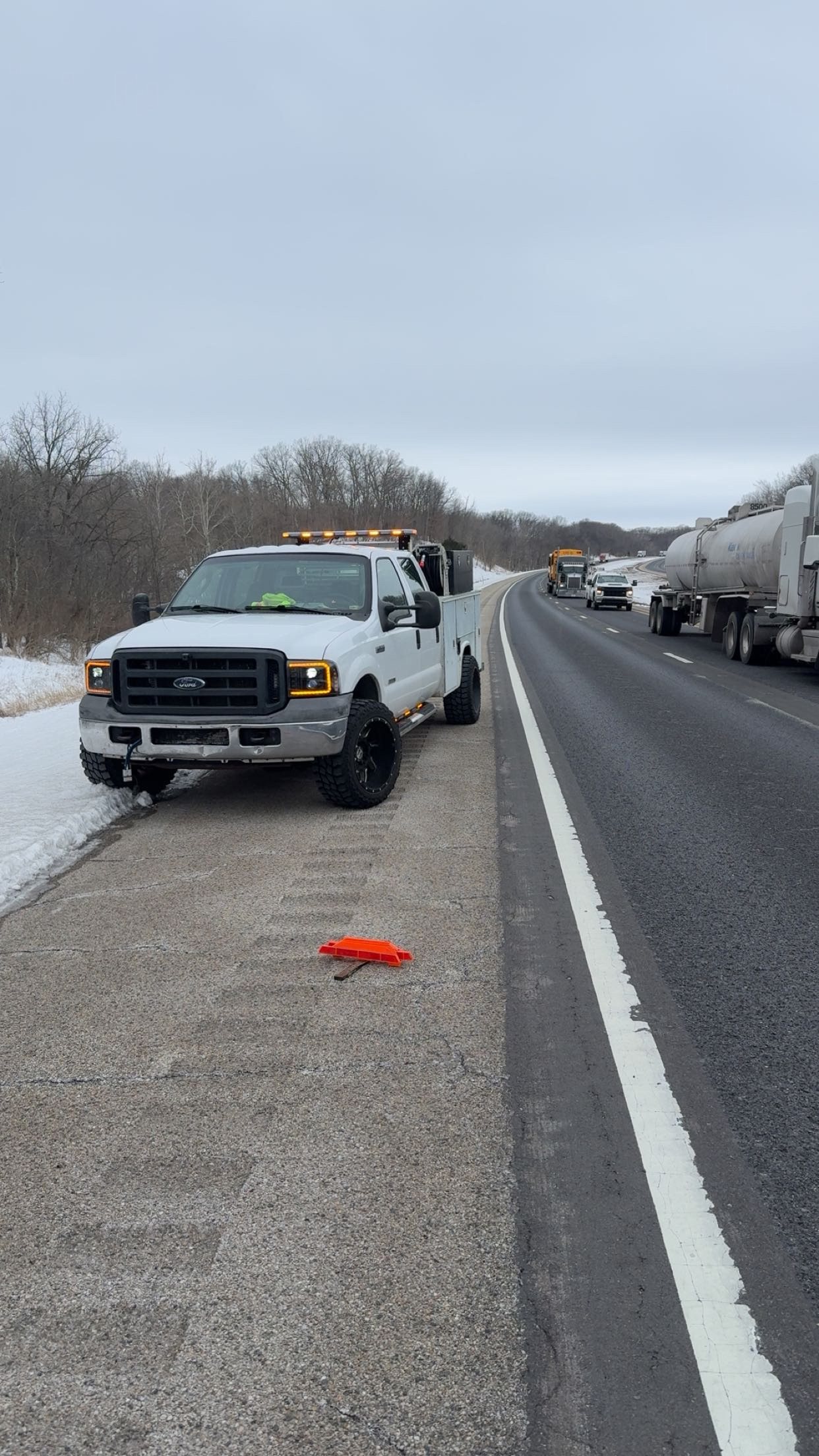 Nave's Dieselworx service truck on interstate shoulder
